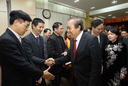 Deputy PM congratulates doctors on Vietnam Physicians' Day - ảnh 1