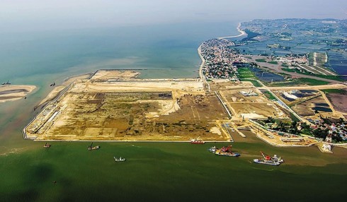 Lach Huyen International Gateway Port enables direct exports from northern Vietnam - ảnh 1