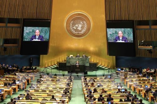 PM calls for joint efforts for world of sustainable development - ảnh 2