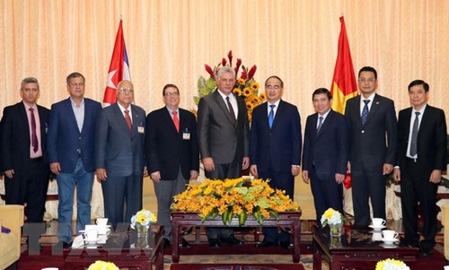 Cuba’s leader closes trip to Vietnam - ảnh 1