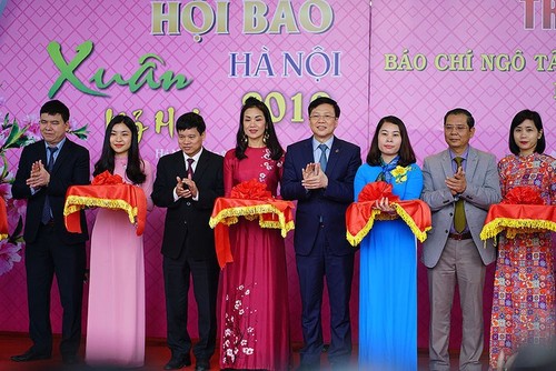 Tet featured in Spring newspapers 2019 - ảnh 1