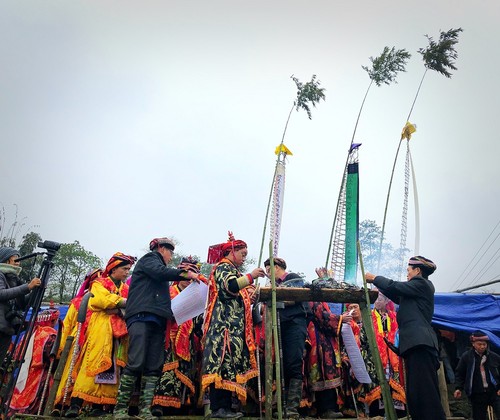 “Maturity” ritual of Dao ethnic in Lao Cai - ảnh 13