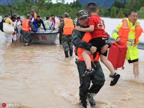 Typhoon Lekima kills 30 in China - ảnh 1