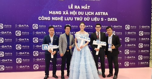 Made-in-Vietnam social network connects global travel lovers - ảnh 2