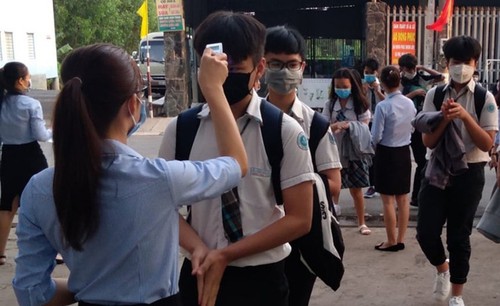 Vietnam’s localities prolong school closure as coronavirus spreads - ảnh 1