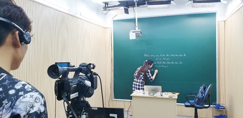 Hanoi-based digital TV station offers learning solution for students amid COVID-19 - ảnh 2