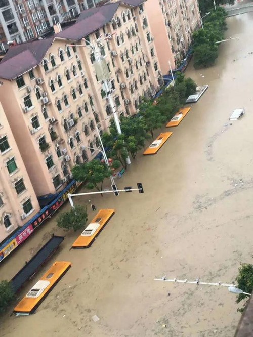 China issues red alert for flood - ảnh 1