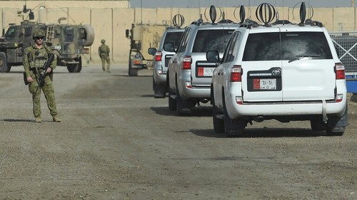 International alliance forces withdraw from military bases in Iraq - ảnh 1