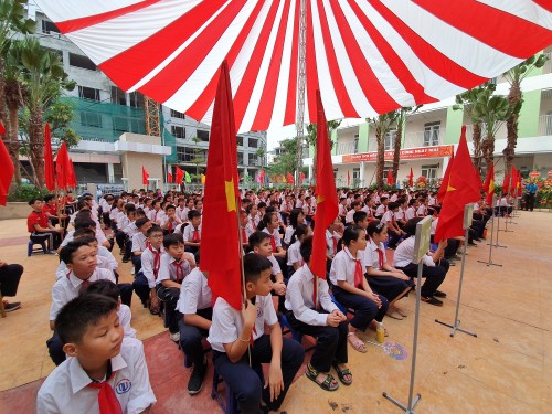 Anti-epidemic measures enforced on September 5 – Vietnam’s back-to-school festival - ảnh 1