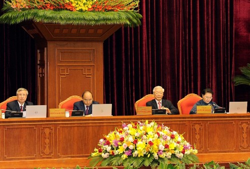 Socio-economic reports, plans delivered at Party Central Committee’s 13th session - ảnh 2