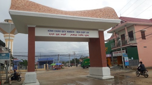 Improved living conditions add more joy to Cham people’s Kate Festival - ảnh 1