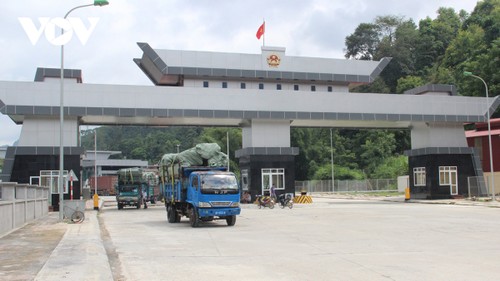 Dong Dang-Tra Linh, expressway of international trade - ảnh 2