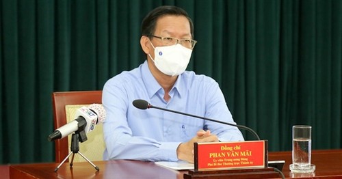 HCMC extends social distancing after August 15 - ảnh 1