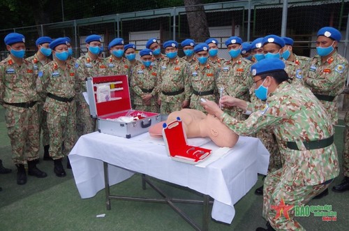 Vietnam’s peacekeeping medical staff undergo training - ảnh 2