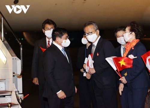 Prime Minister Pham Minh Chinh begins official visit to Japan - ảnh 1