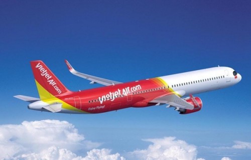 Vietjet increases flight frequency to meet year-end demand - ảnh 1