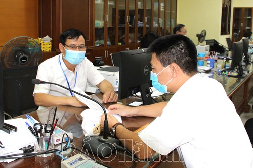 Ha Nam province’s modernized administrative procedures benefit businesses and the public - ảnh 1