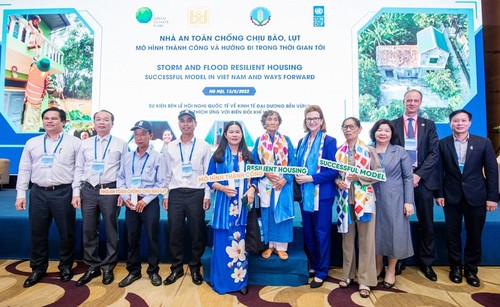 UNDP committed to building more flood-resistant houses for Vietnam  - ảnh 1