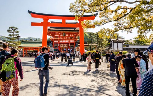 Businesses in Japan ready to receive foreign tourists as border measures eased - ảnh 1