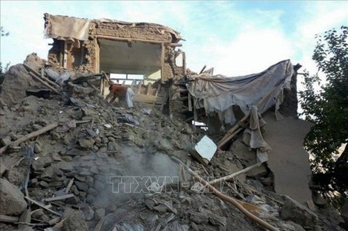 Earthquake in Afghanistan kills at least 1,000 people  - ảnh 1