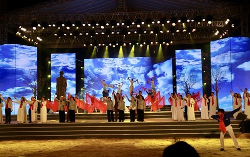 Art performance on Con Dao marks Vietnam War Invalids and Martyrs Day - ảnh 2