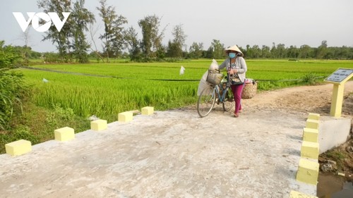 War veteran builds 30 bridges for people in Quang Nam - ảnh 1