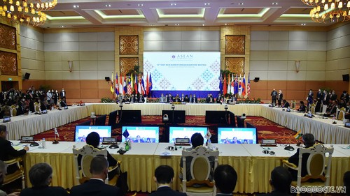 Vietnam stresses dialogue, trust, responsibility in addressing international issues - ảnh 1