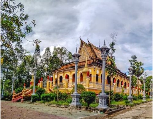Ong Met Pagoda, a national relic site in Tra Vinh - ảnh 1