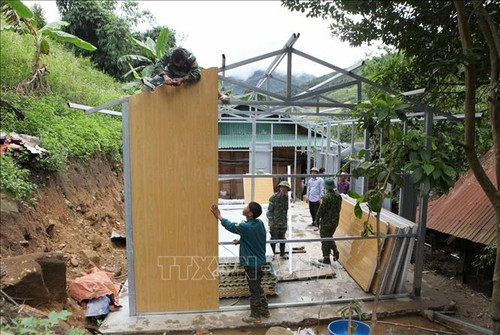 Joint project builds houses for the poor in Lai Chau - ảnh 2