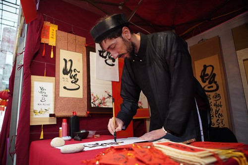 Predestination leads French man to Vietnamese calligraphy  - ảnh 2