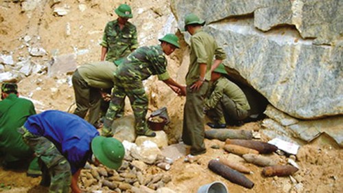 Vietnam strengthens international cooperation in landmines clearance - ảnh 1