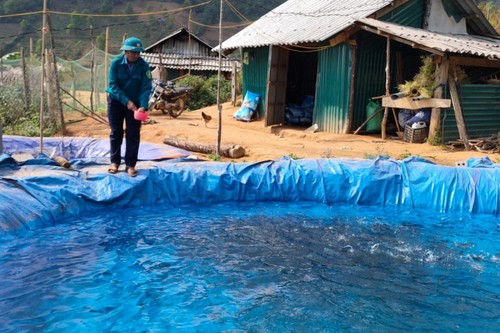 Cold-water fish farming helps ethnic people escape poverty in Lai Chau - ảnh 1