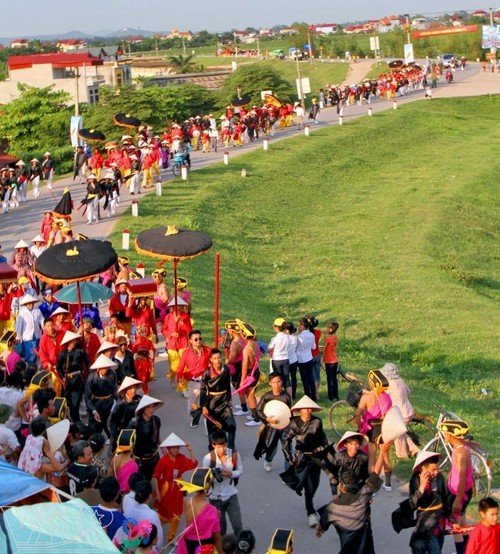 La fête de Giong, l’une des plus originales du Vietnam - ảnh 1