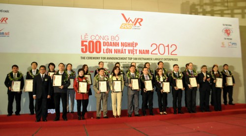 Publication du rapport annuel sur les entreprises vietnamiennes en 2012 - ảnh 1