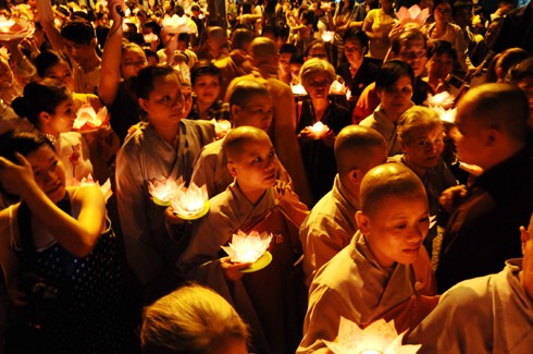 La liberté religieuse au Vietnam à travers la célébration de l’anniversaire de Bouddha - ảnh 1
