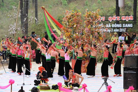 Le hameau de Hụm se lance dans le tourisme communautaire - ảnh 1
