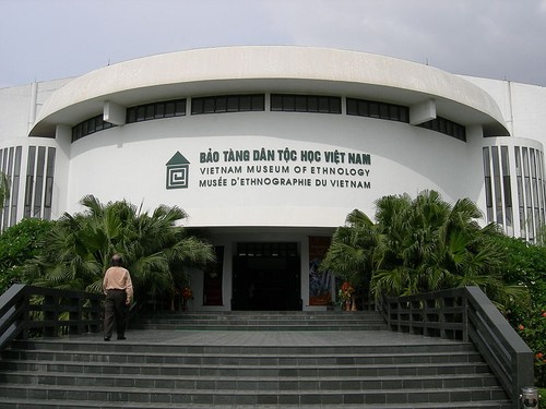 Le musée d’Ethnographie, un espace culturel typiquement vietnamien - ảnh 1