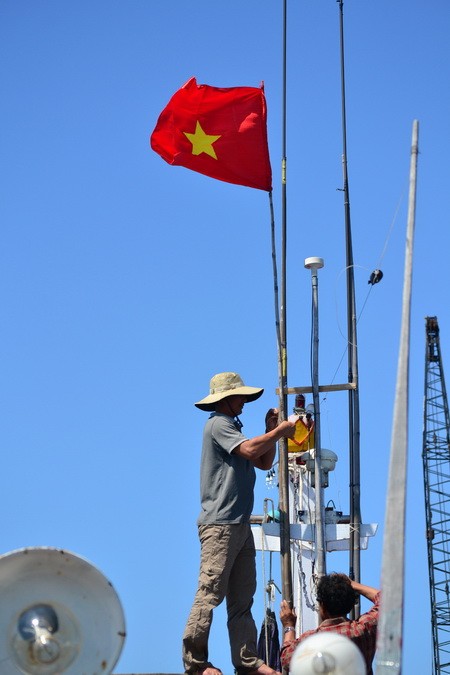 Les pêcheurs de Quang Ngai poursuivent toujours leur virée en mer - ảnh 2