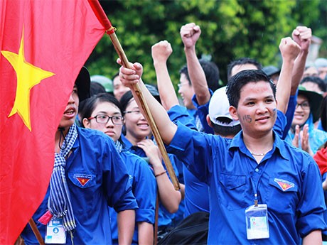 L’association des étudiants vietnamiens condamnent les agissements chinois - ảnh 1