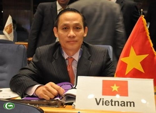 Le Vietnam réaffirme sa détermination à contribuer au maintien de la paix et de la sécurité    - ảnh 1