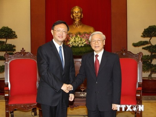 Nguyen Phu Trong et Nguyen Tan Dung reçoivent Yang Jiechi, conseiller d’Etat chinois - ảnh 1