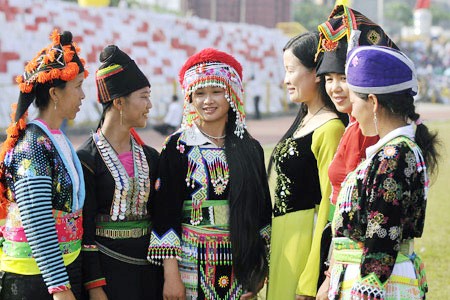 Hanoi honore les familles culturelles exemplaires des ethnies minoritaires - ảnh 1
