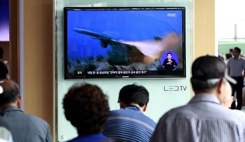 Pyongyang lance deux roquettes vers la mer - ảnh 1