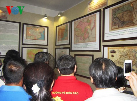 Vernissage de l’exposition «Souveraineté maritime et insulaire du Vietnam: preuves historiques» - ảnh 1