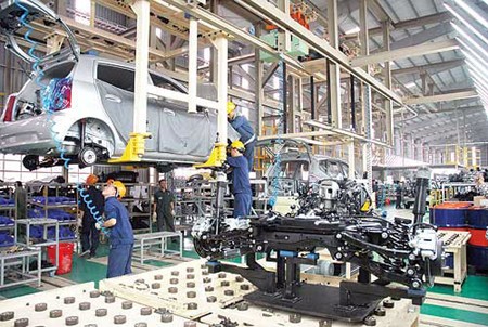 Le PM approuve le plan de développement de l’industrie automobile du Vietnam - ảnh 1