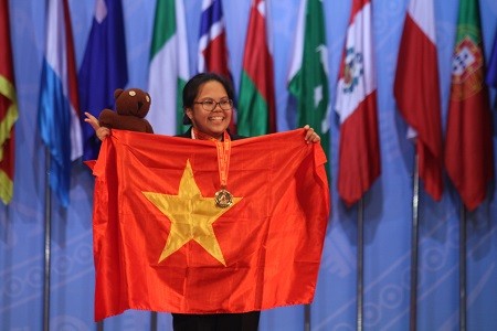 Olympiades internationales de Chimie: le Vietnam remporte 2 médailles d’or - ảnh 2