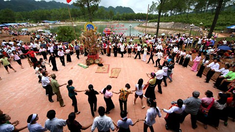 La fête nationale vietnamienne célébrée dans le pays et à l’étranger - ảnh 2