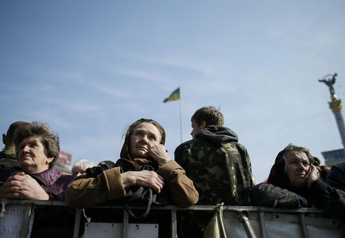 Au moins 260 000 personnes déplacées en Ukraine en raison du conflit  - ảnh 1