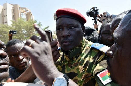 Burkina Faso : un groupe d'officiers prend « le destin du pays en main » - ảnh 1