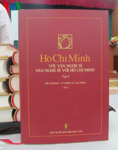 «Ho Chi Minh et les artistes»   - ảnh 1